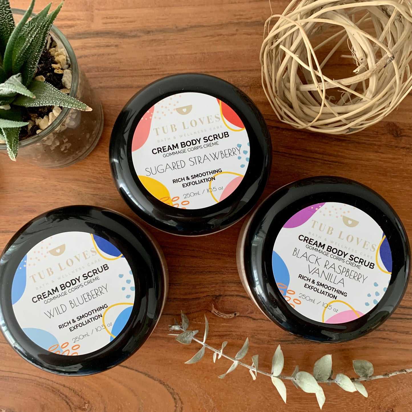 Sugared Strawberry Exfoliating Cream Body Scrub