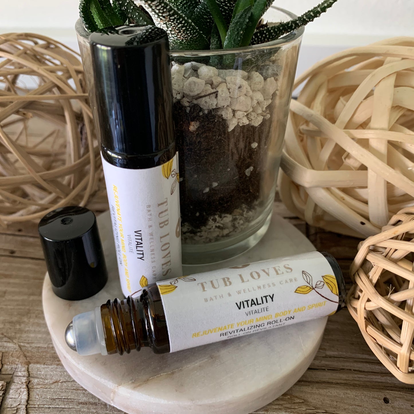 Vitality Pure Oil Roll-On - Tub Loves