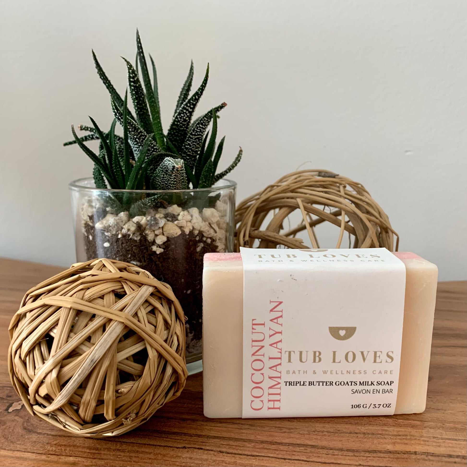 Coconut Himalayan - Goats Milk Soap Bar - Tub Loves