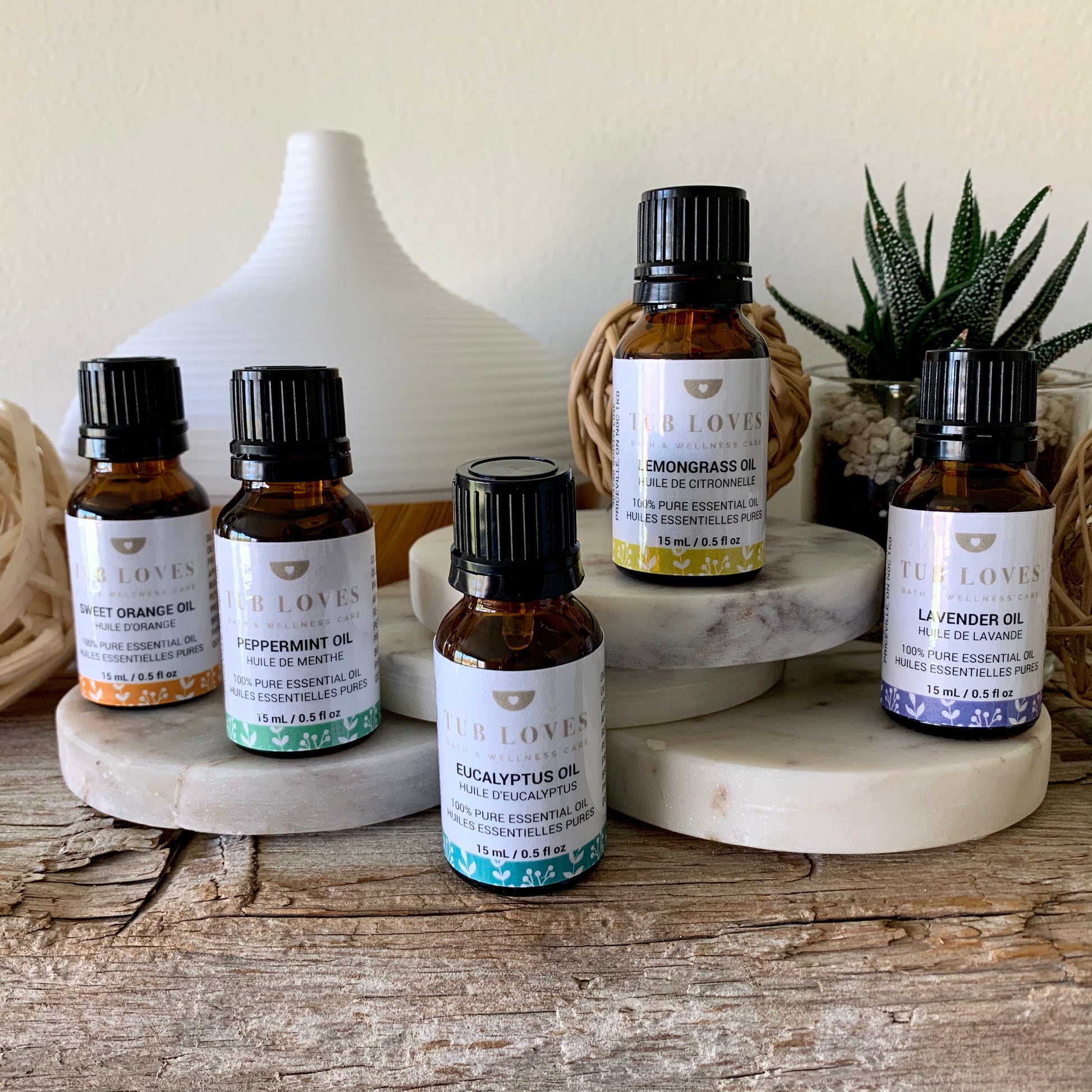 Eucalyptus Essential Oil - Tub Loves