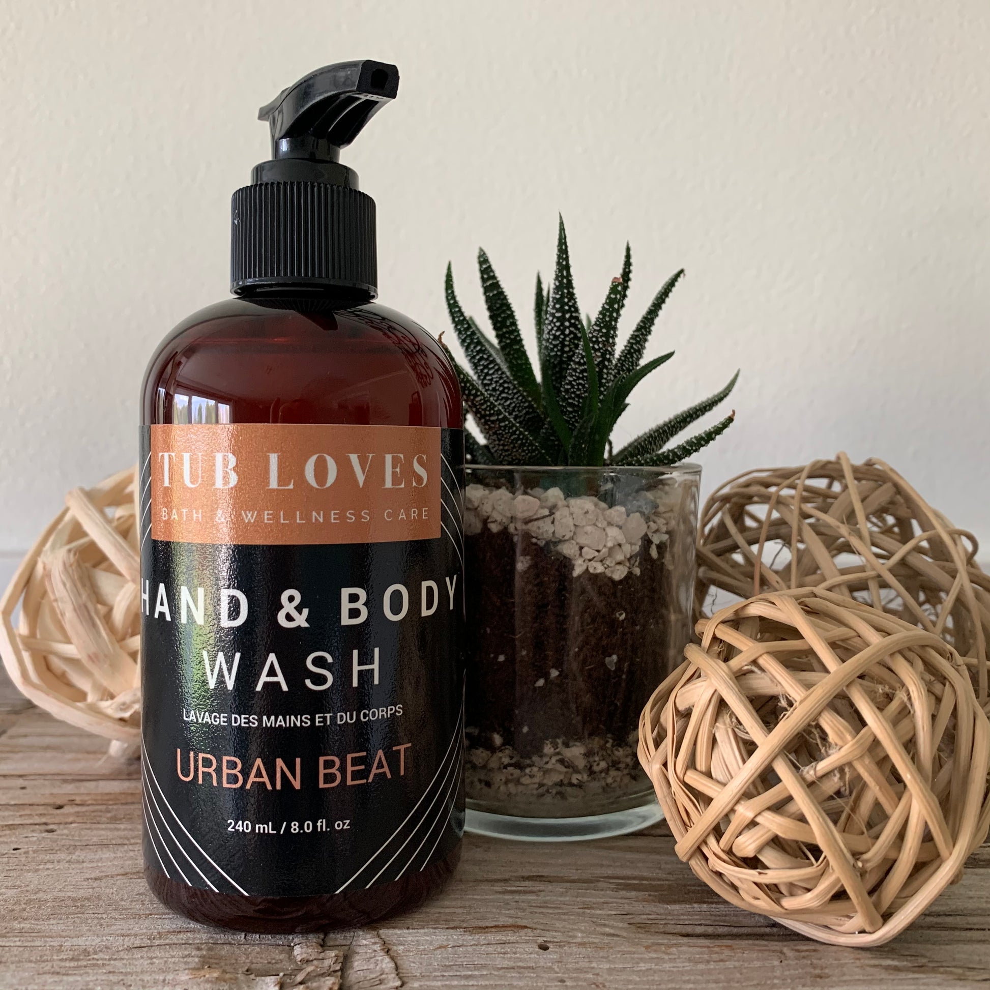 Urban Beat - Hand and Body Wash - Tub Loves